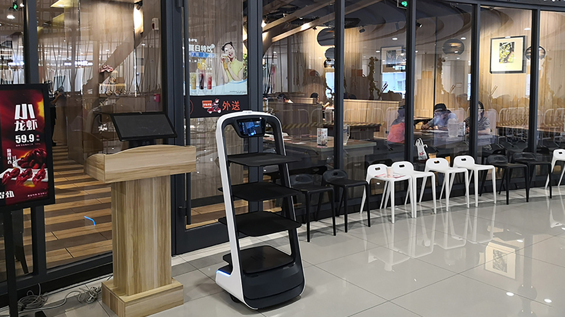 Can delivery robots become a new trend in the catering industry