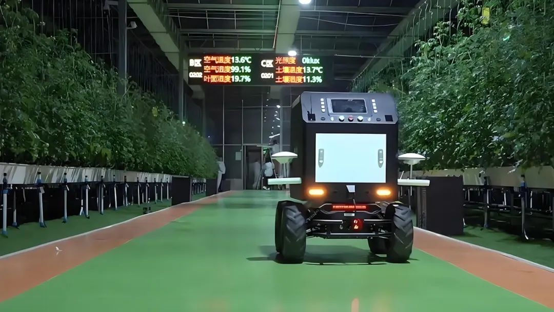 What are the future development directions of agricultural robots?